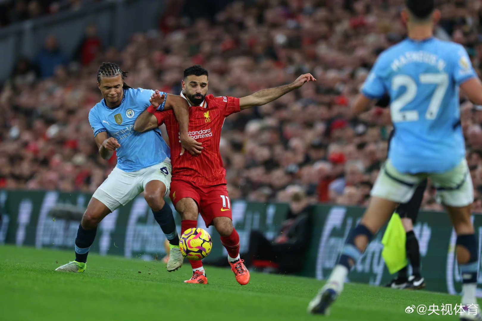 里程碑夜利物浦篮板制胜，NBA常规赛今晚刷纪录，悬念犹存，临场指挥获称赞的简单介绍